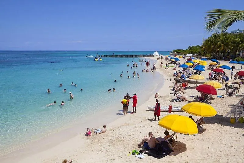 Hospitality Expert Bts 4 - Pool Beach & Bar Montego Bay 0*,  Jamaica