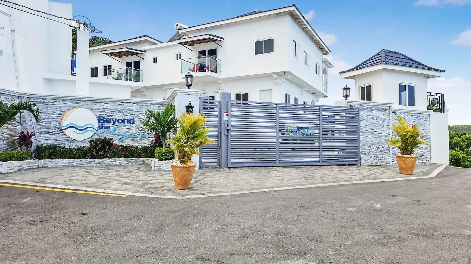 Hospitality Expert Bts 4 - Pool Beach & Bar Montego Bay 0*,  Jamaica