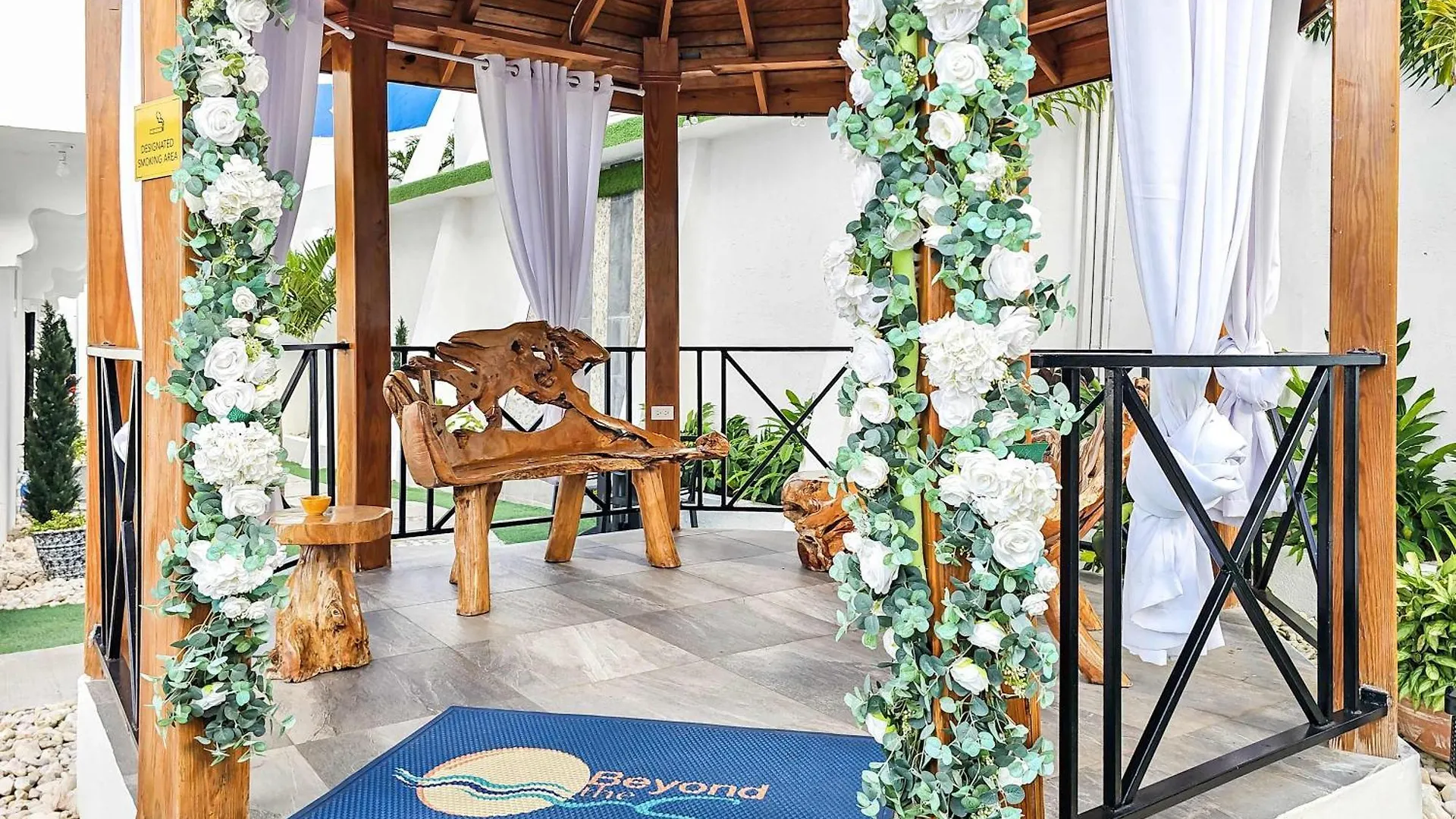 Inn Hospitality Expert Bts 4 - Pool Beach & Bar Montego Bay