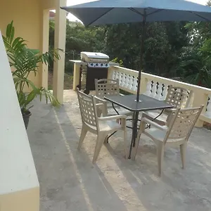 Barrianna Apartment